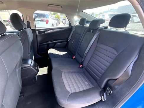 Used 2020 Ford Fusion SE FWD image 19