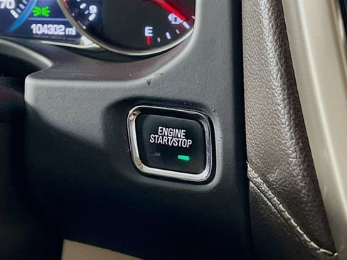 Used 2017 GMC Acadia Denali w/ Technology Package AWD/4WD image 16