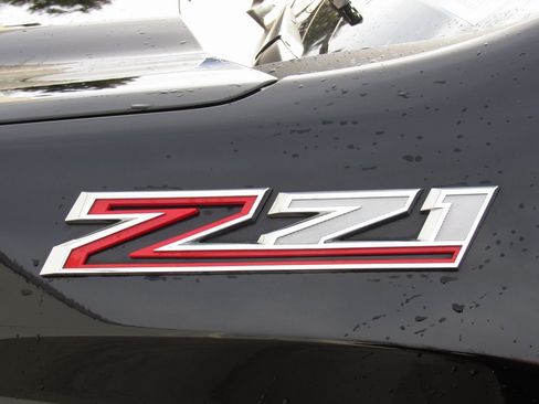 Used 2020 Chevrolet Silverado 1500 RST image 11