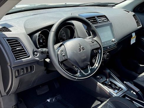 New 2026 Mitsubishi Outlander Sport LE AWD/4WD image 7