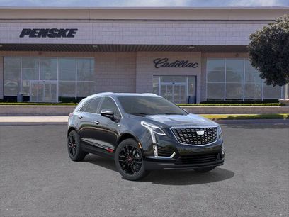 New 2025 Cadillac XT5 Luxury w/ LPO, Red Accent Package
