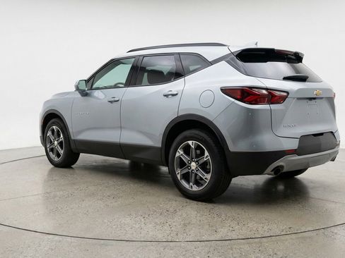 Used 2025 Chevrolet Blazer LT FWD image 5