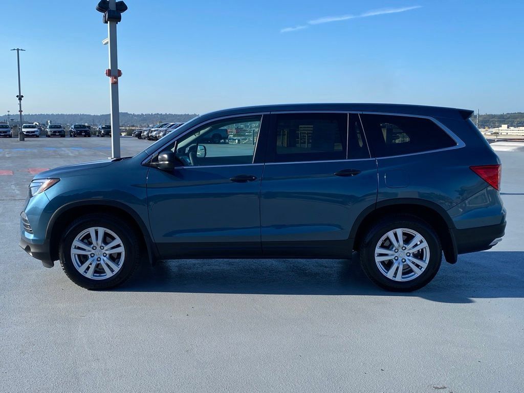 Used 2016 Honda Pilot LX image 5