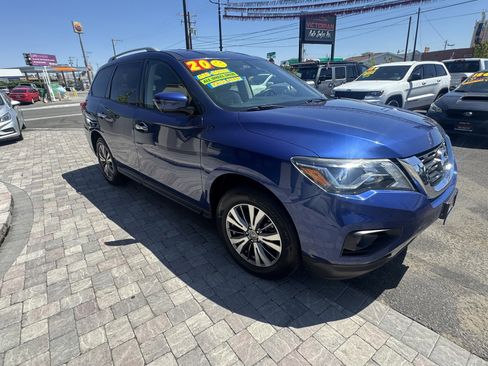 Used 2020 Nissan Pathfinder SL image 7