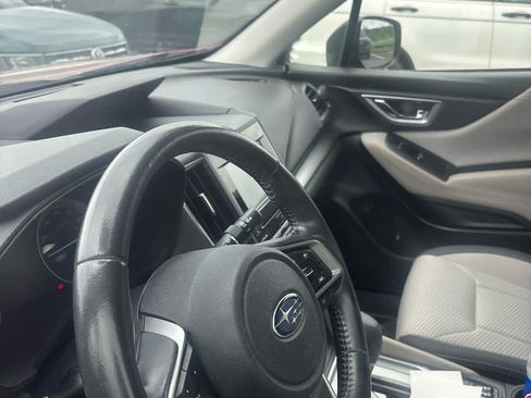Used 2019 Subaru Forester Premium AWD/4WD image 4