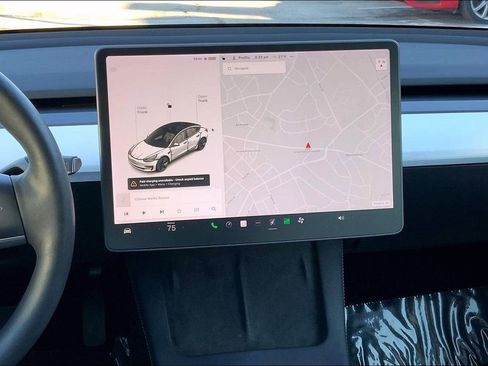 Used 2021 Tesla Model 3 Long Range image 7