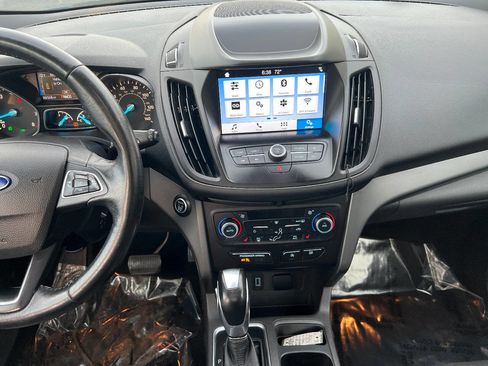 Used 2019 Ford Escape SEL FWD image 32