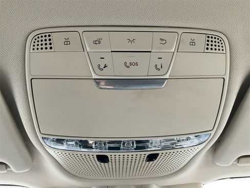 Used 2019 Mercedes-Benz GLC 43 AMG 4MATIC image 30