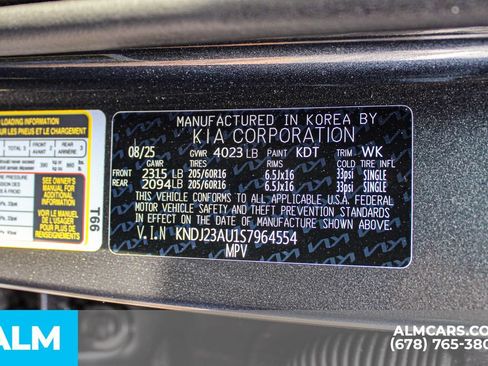 Used 2025 Kia Soul LX w/ LX Technology Package FWD image 36