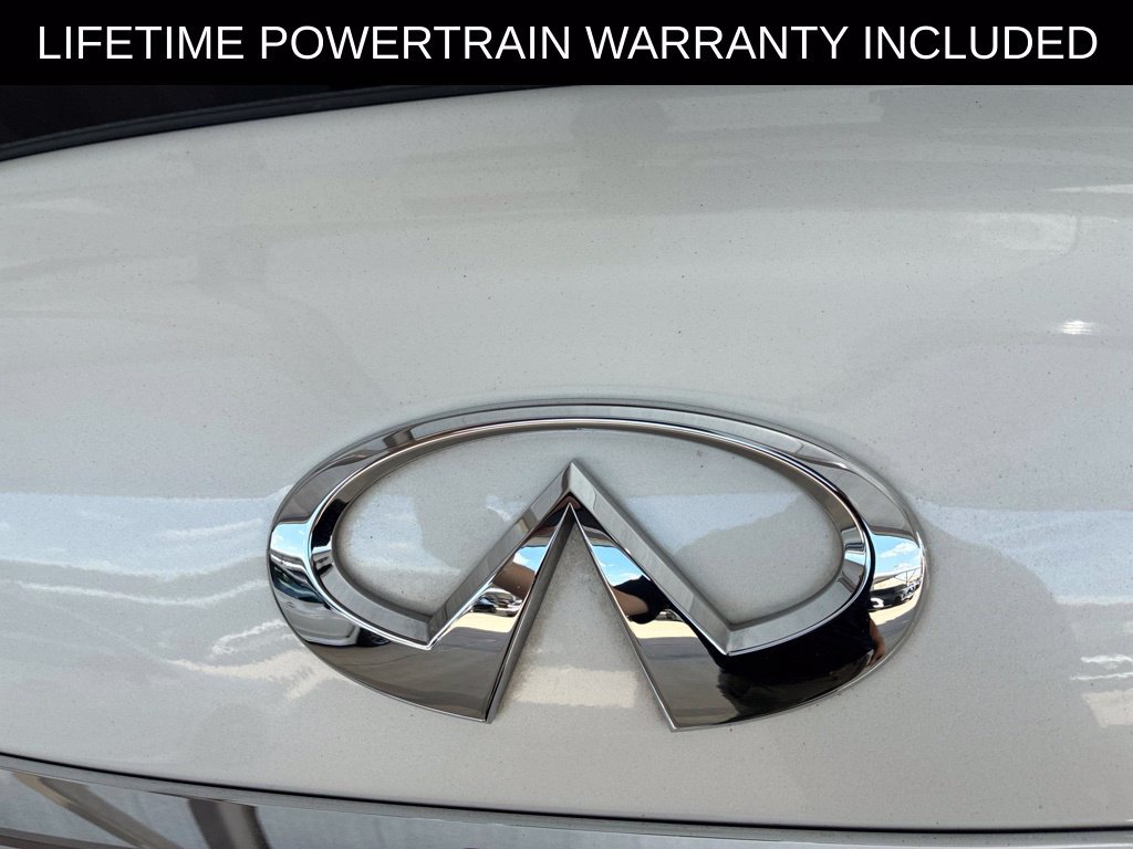 Used 2024 INFINITI QX80 Sensory w/ Cargo Package AWD/4WD image 10