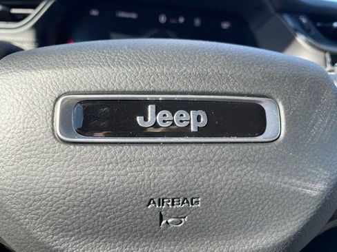 New 2026 Jeep Grand Cherokee Altitude AWD/4WD image 19