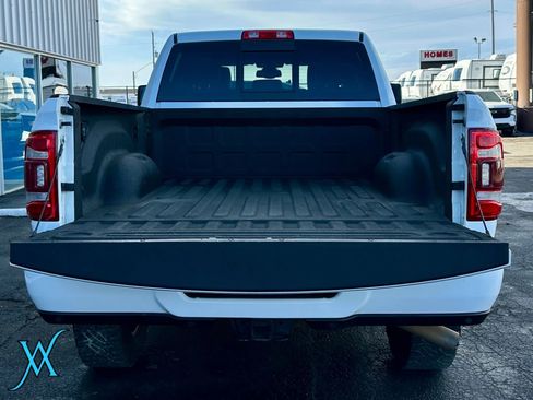 Used 2023 RAM 2500 Laramie AWD/4WD image 38