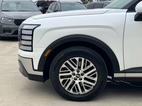 Used 2026 Hyundai Palisade SEL FWD image 8
