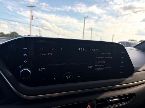 Used 2023 Hyundai Sonata SEL Plus image 19