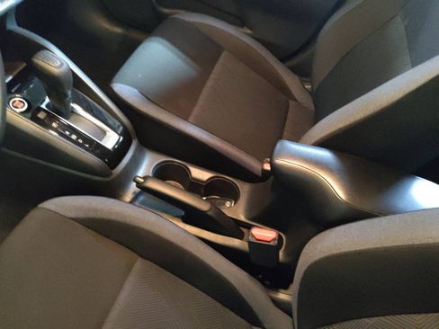 Used 2025 Nissan Versa SV FWD image 26