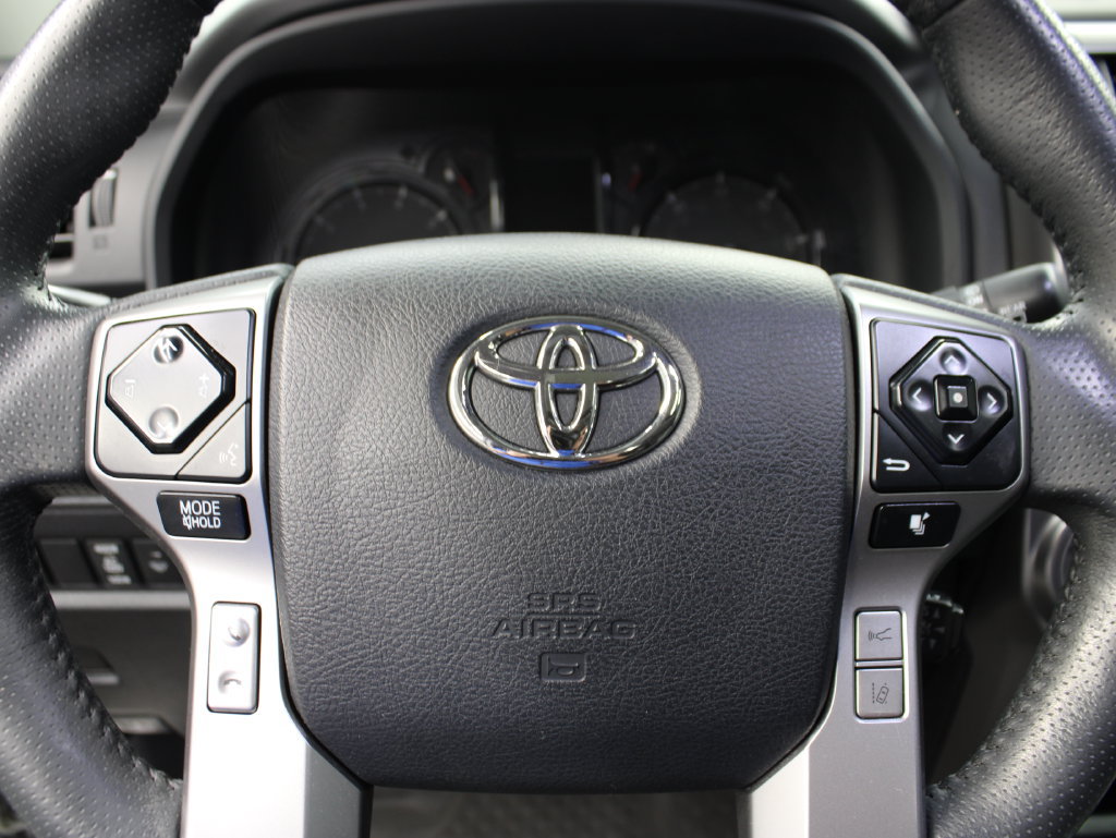Used 2022 Toyota 4Runner SR5 Premium w/ Moonroof Package AWD/4WD image 46
