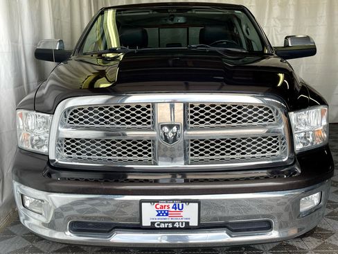 Used 2011 RAM 1500 Laramie image 3