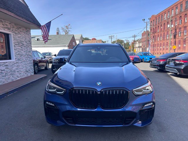 Used 2021 BMW X5 xDrive40i w/ M Sport Package AWD/4WD image 2