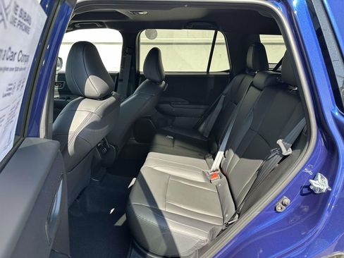 New 2026 Subaru Outback Premium AWD/4WD image 12