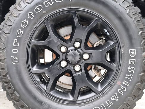 Used 2021 Jeep Wrangler Unlimited Sport image 51