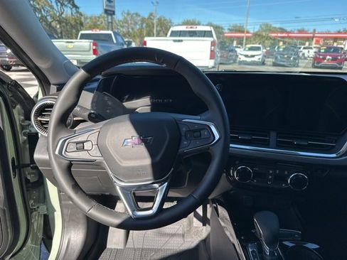 New 2026 Chevrolet Trax ACTIV w/ Driver Confidence Package image 2