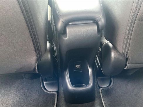 Used 2017 Honda HR-V EX image 33