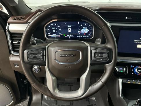Used 2023 GMC Sierra 1500 Denali w/ Denali Reserve Package AWD/4WD image 14