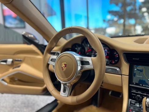 Used 2013 Porsche 911 Carrera 4S image 28