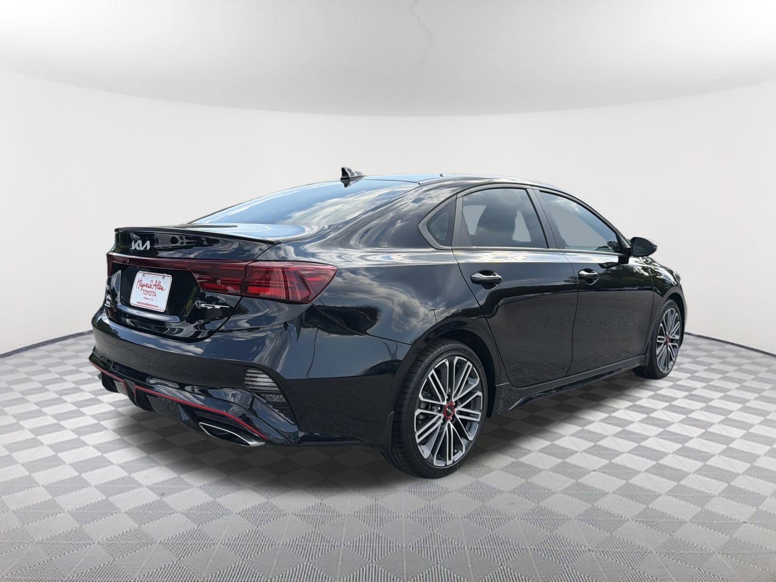 Used 2024 Kia Forte GT FWD image 16