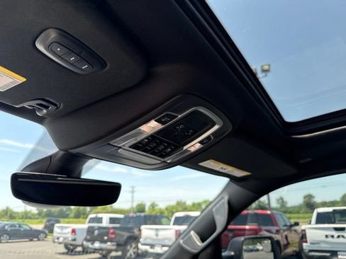 Used 2022 RAM 1500 Big Horn AWD/4WD image 15