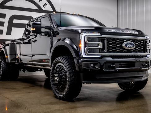 Used 2026 Ford F450 Platinum w/ FX4 Off-Road Package AWD/4WD image 35
