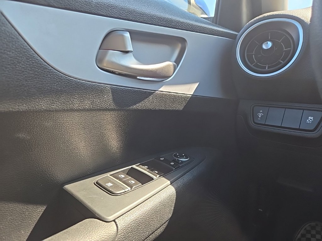 Certified 2024 Kia Forte LXS FWD image 15