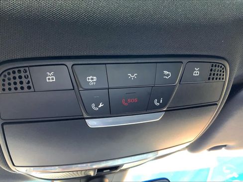 Used 2017 Mercedes-Benz E 300 image 34