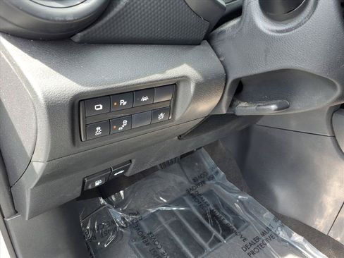 Used 2024 Nissan Kicks S FWD image 13