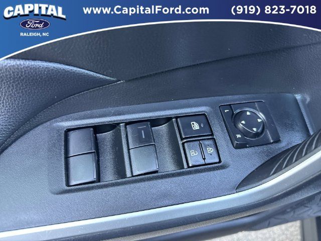 Used 2025 Toyota RAV4 LE AWD/4WD image 21