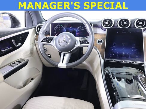 Certified 2024 Mercedes-Benz GLC 300 4MATIC image 31