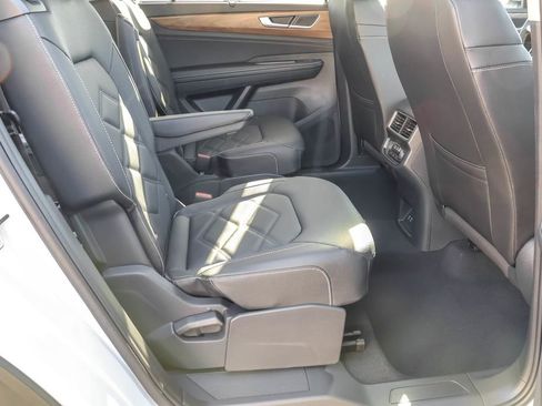 New 2026 Volkswagen Atlas SE AWD/4WD image 38