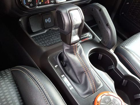 Used 2024 Ford Bronco Raptor AWD/4WD image 15