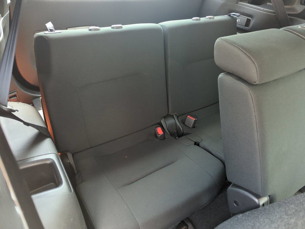 Used 2024 Mitsubishi Outlander ES AWD/4WD image 32