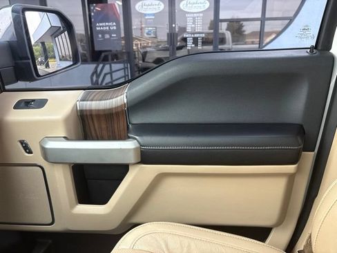Used 2016 Ford F150 Lariat w/ Equipment Group 501A Mid AWD/4WD image 18