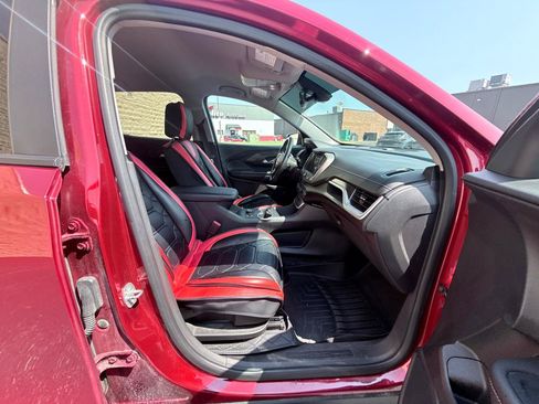 Used 2023 GMC Terrain SLE w/ Driver Convenience Package AWD/4WD image 11