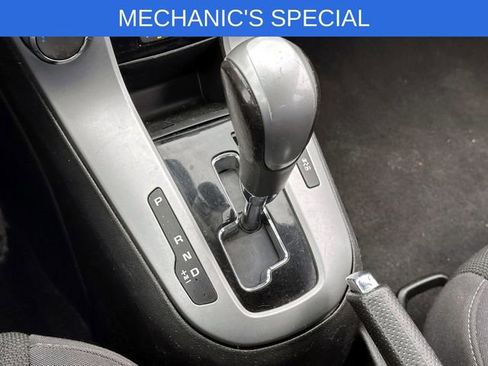 Used 2014 Chevrolet Cruze LT w/ Technology Package image 27