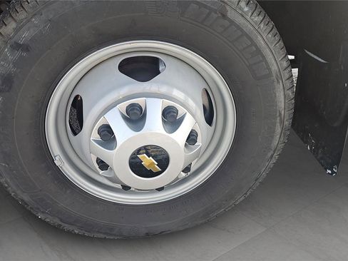 Used 2022 Chevrolet Silverado 3500 W/T w/ WT Convenience Package image 27