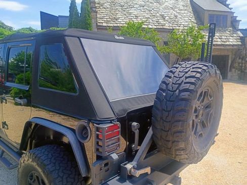 Used 2015 Jeep Wrangler Unlimited Sport w/ Quick Order Package 24S AWD/4WD image 24