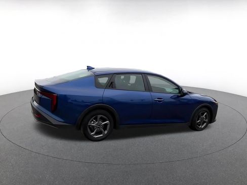 Used 2025 Kia K4 FWD image 12