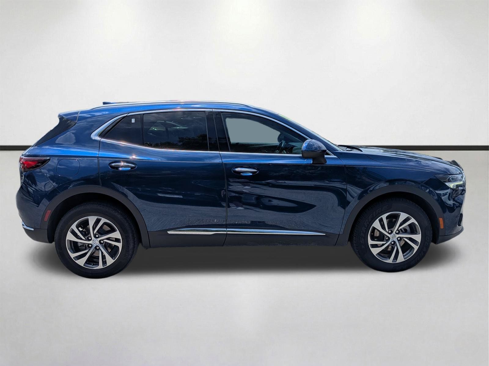 Used 2023 Buick Envision Essence AWD/4WD image 3
