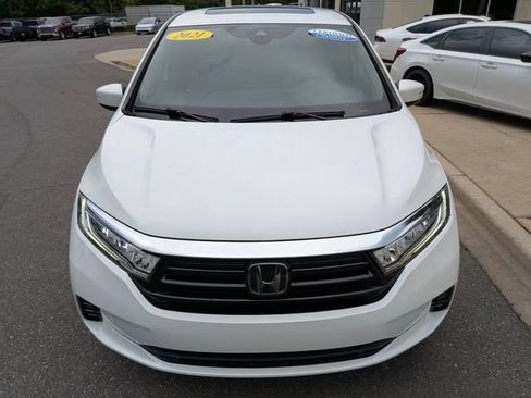 Certified 2021 Honda Odyssey Touring image 4