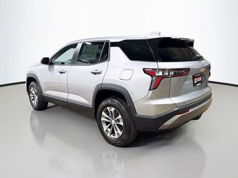 New 2026 Chevrolet Equinox LT FWD image 10