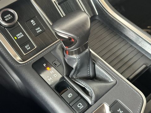 Used 2024 Lexus GX 550 w/ Cold Area Package AWD/4WD image 24