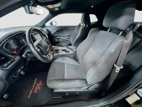 Used 2019 Dodge Challenger R/T RWD image 13